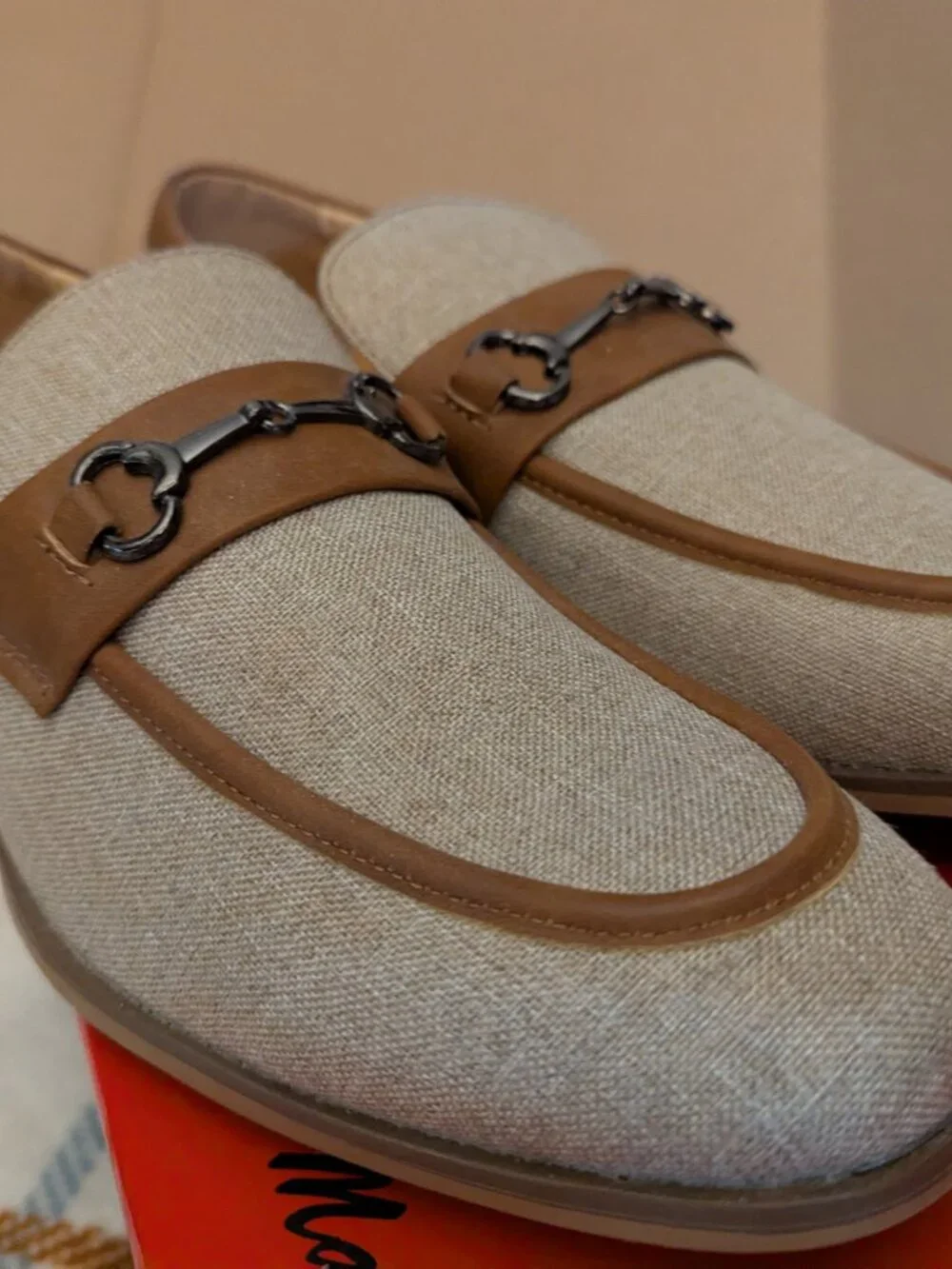 Amali Mens Loafers Beautiful Beige Material Size 9